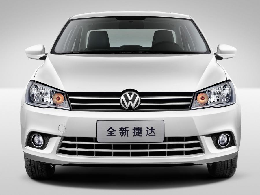  Volkswagen Jetta 2013 года  (CN) (фото 2 из 12)
